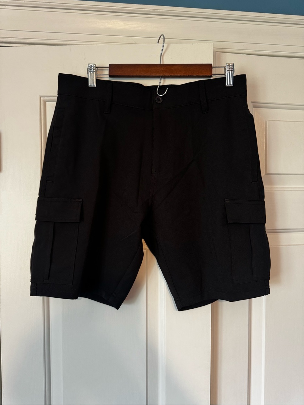 Stanley Black Cargo Shorts with Utility Pockets